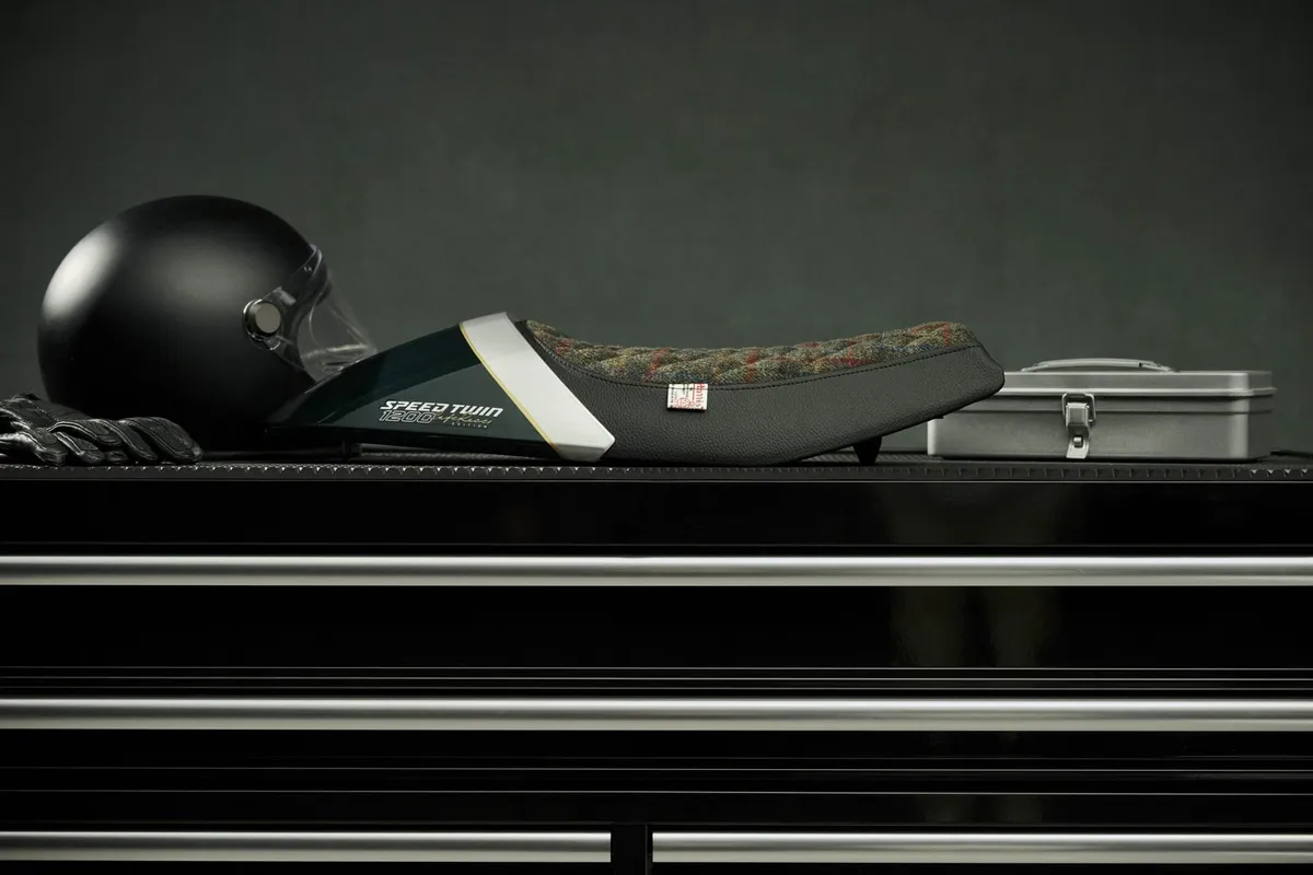 Новый Triumph Speed Twin 1200 Cafe Racer получил уникальную версию DGR