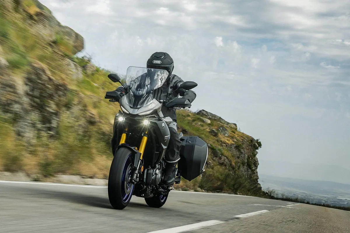 Представлен Cardo Packtalk Pro Duo: двойной комплект для мотоциклетных коммуникаторов