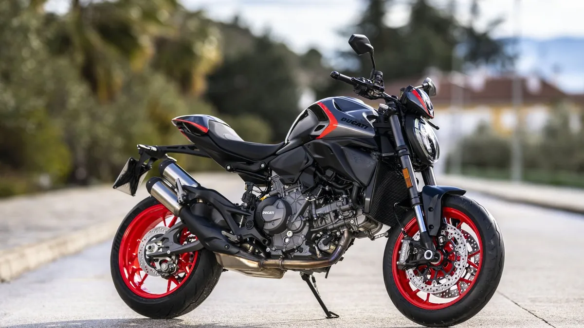 Ducati Monster V2 получает новую спортивную окраску