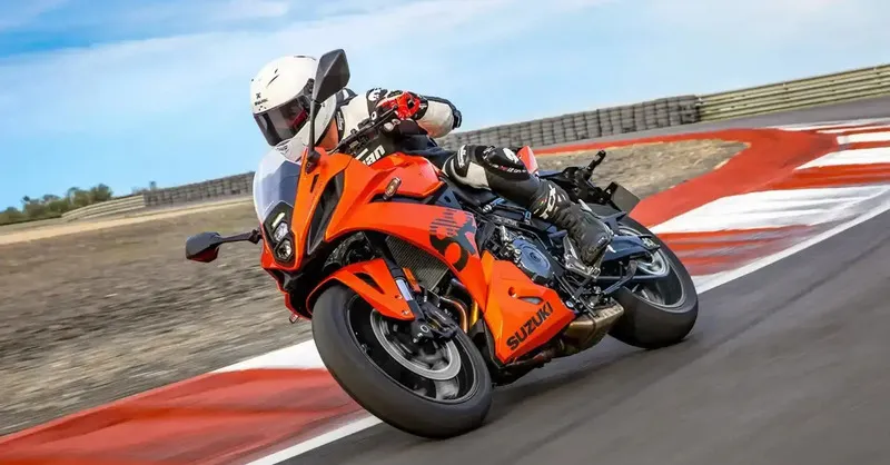 Suzuki GSX-8R: грядёт обновление цветовой гаммы. Не слишком ли много оранжевого?