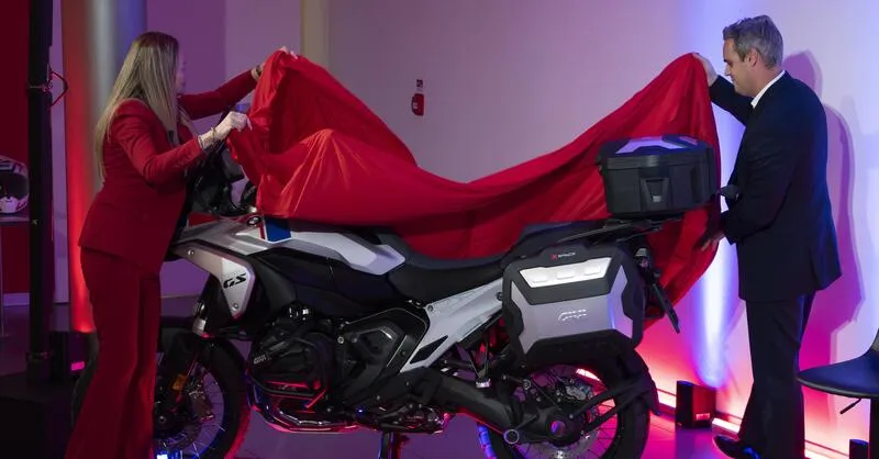 Новинки аксессуаров: GIVI XSPACE — расширяемые кофры, которые совершают революцию на рынке