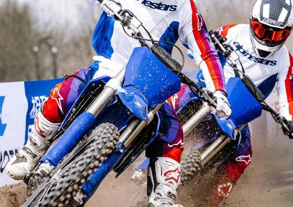 ZXMoto MX250: господин Чжан Сюэ вошел во вкус. Хочет побеждать и здесь? — фото 4