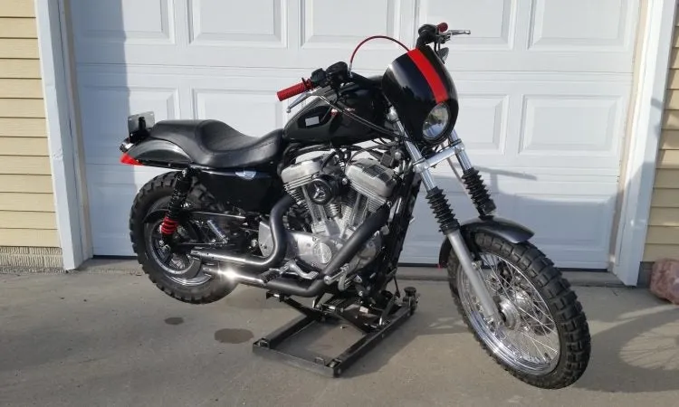 Harley-Davidson XL883 Scrambler 2006 года: как заставить это работать