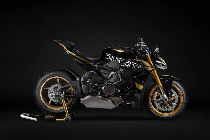 Ducati чествует легендарные раскраски в коллекции Collezione 100 — фото 3