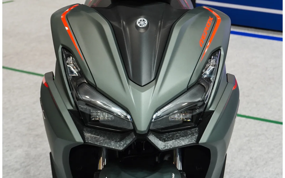 Утренние поездки на скутере! Как Yamaha AEROX создала мотокультуру и что общего у неё с серией YZF-R — фото 2