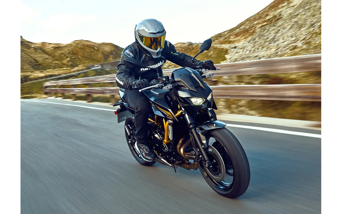 649-кубовый параллельный твин в стиле naked: Kawasaki представила Z650 S в Японии, продажи стартуют 11 июля по цене 1 078 000 иен