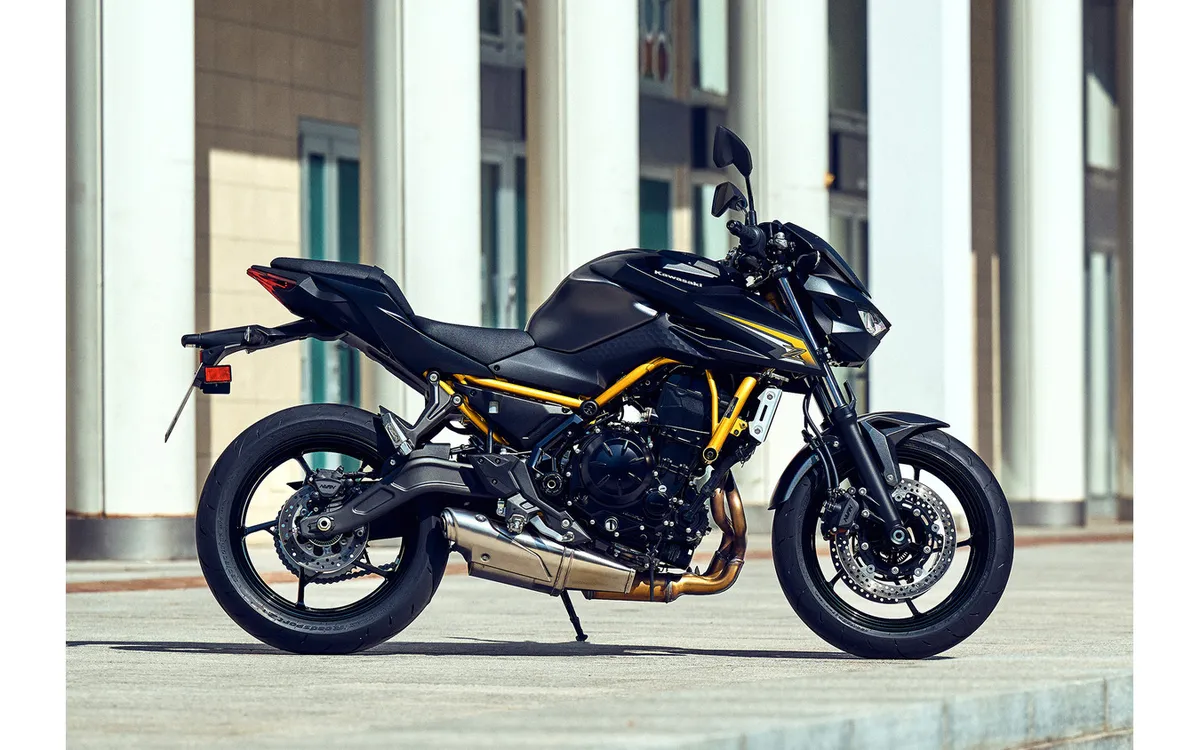 649-кубовый параллельный твин в стиле naked: Kawasaki представила Z650 S в Японии, продажи стартуют 11 июля по цене 1 078 000 иен — фото 3