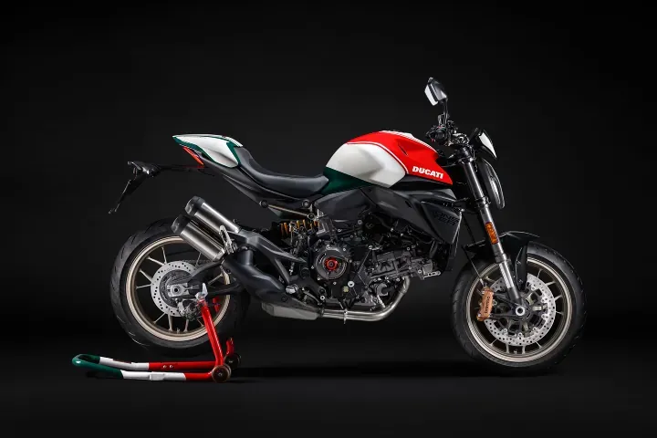 Галерея Ducati Collezione 100: Monster 100 — фото 2