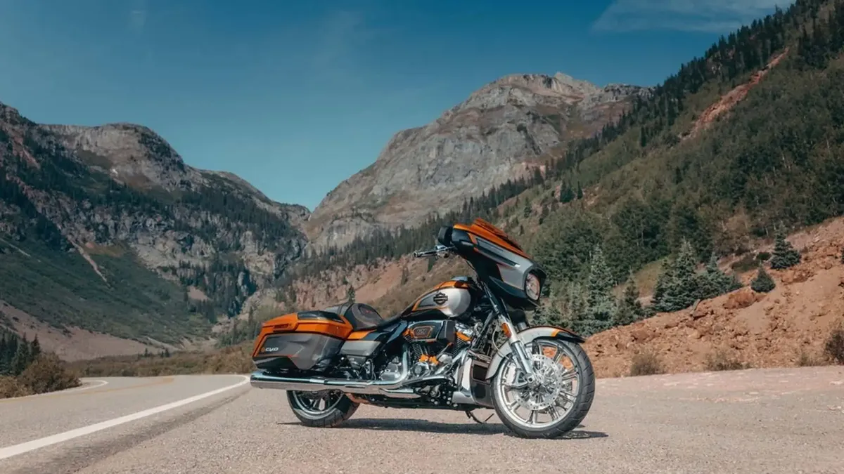 Правые инфлюенсеры называют Harley-Davidson «гейскими», одновременно продвигая Indian