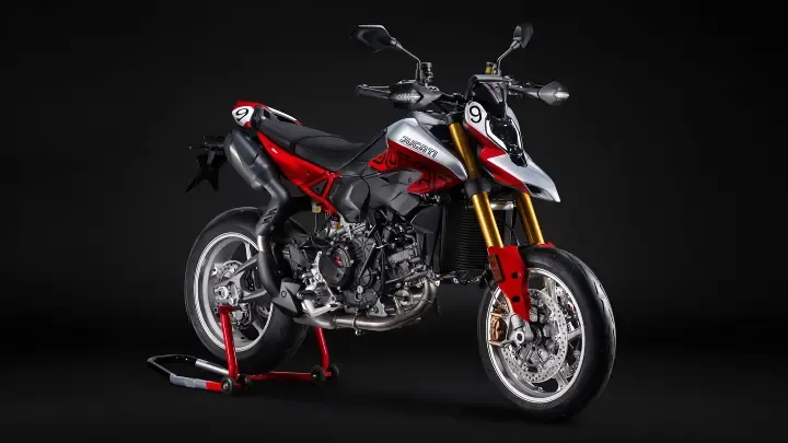 Галерея Ducati Collezione 100 Hypermotard V2 SP 100