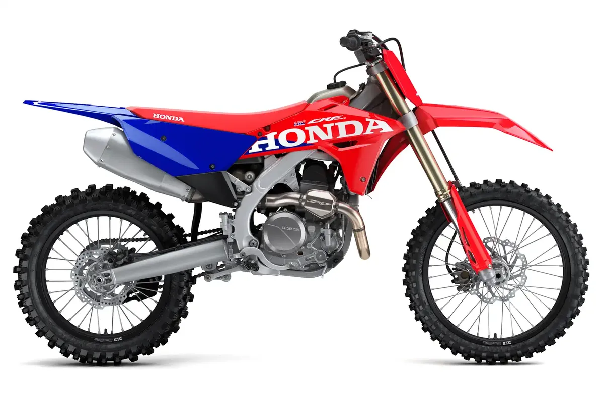 Первый взгляд на Honda CRF450R 2027 года: 24 быстрых факта и 36 фотографий