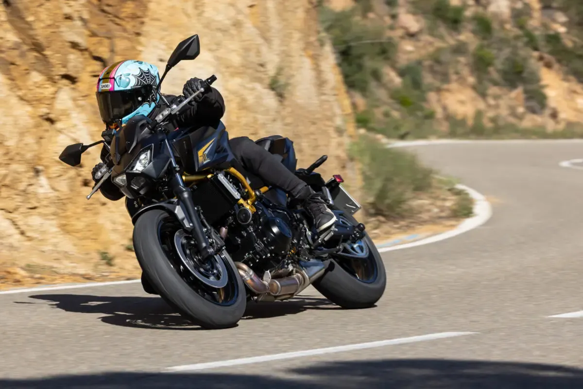 Первый тест-драйв: Kawasaki Z650S