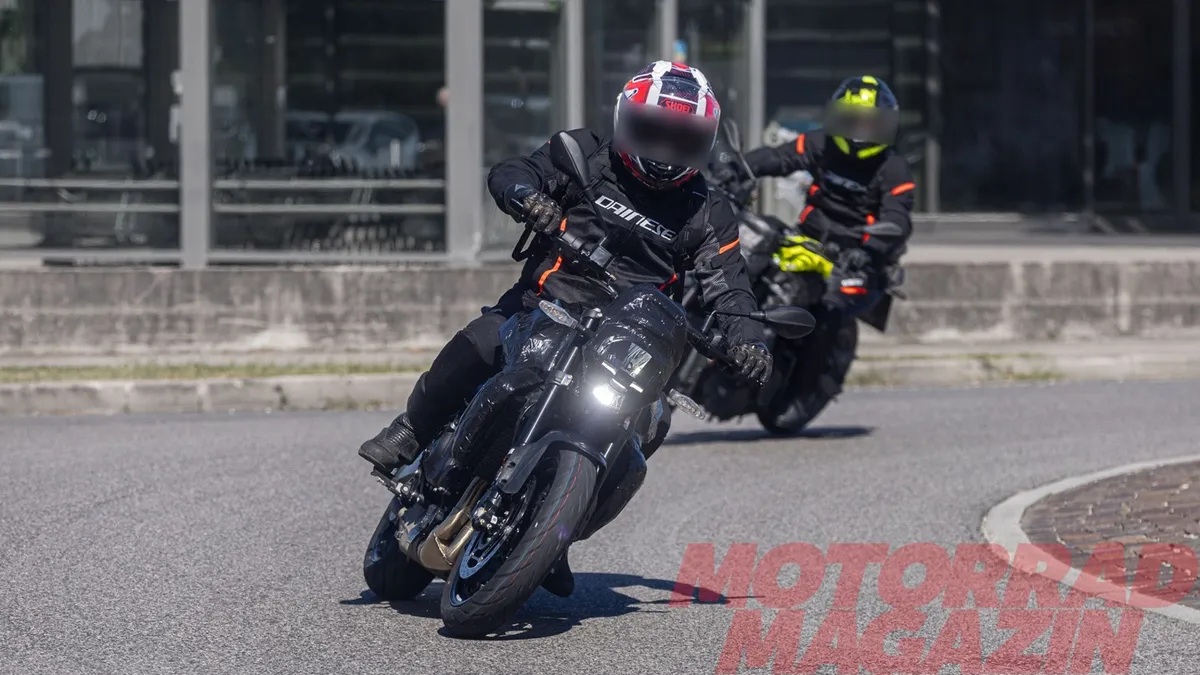 Замечен новый параллельный двухцилиндровый двигатель Moto Guzzi: в основе лежит платформа Aprilia 457 — фото 2