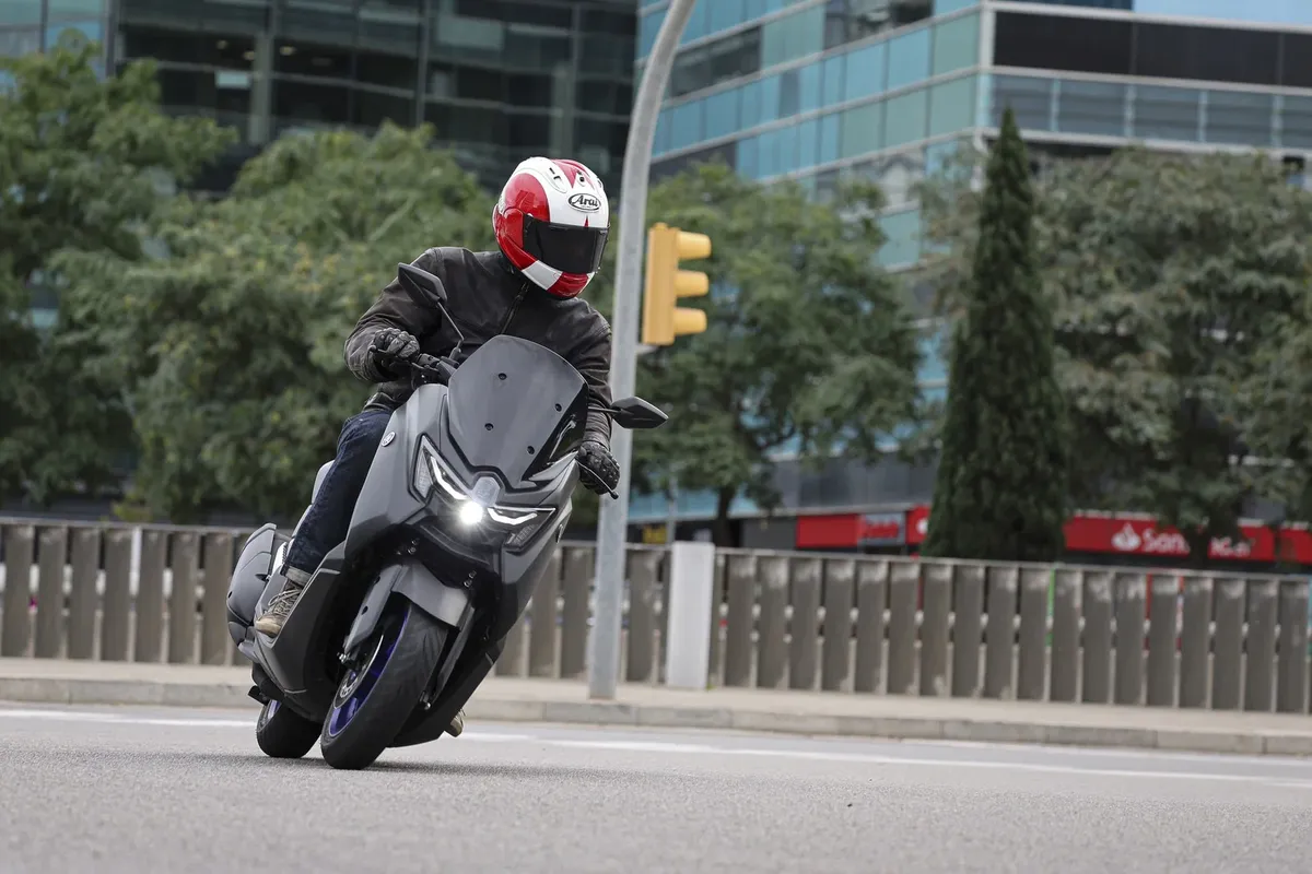Глава BMW Motorrad Маркус Флаш избран президентом ACEM — фото 3