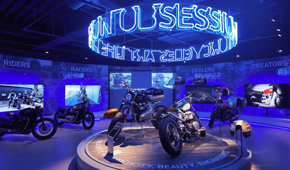 Опыт посещения завода Triumph получает новую цифровую стратегию — фото 2