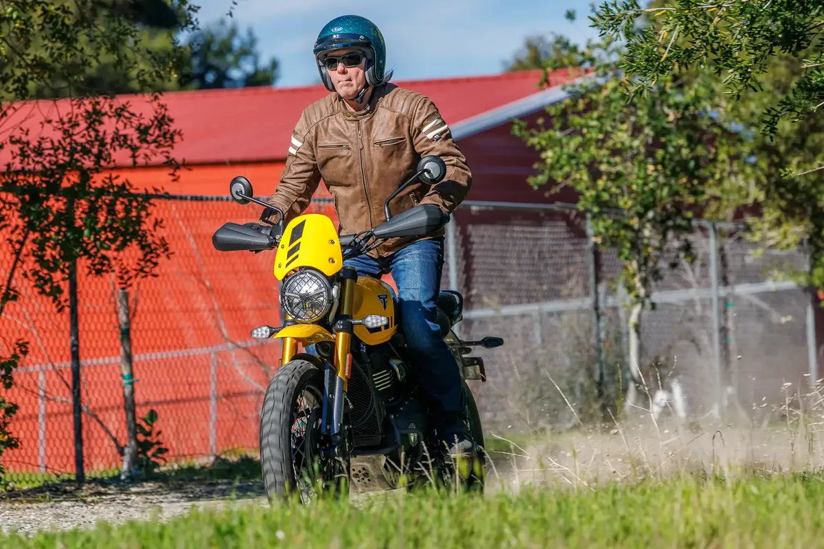 2026 Triumph Scrambler 400 XC: 10 быстрых фактов