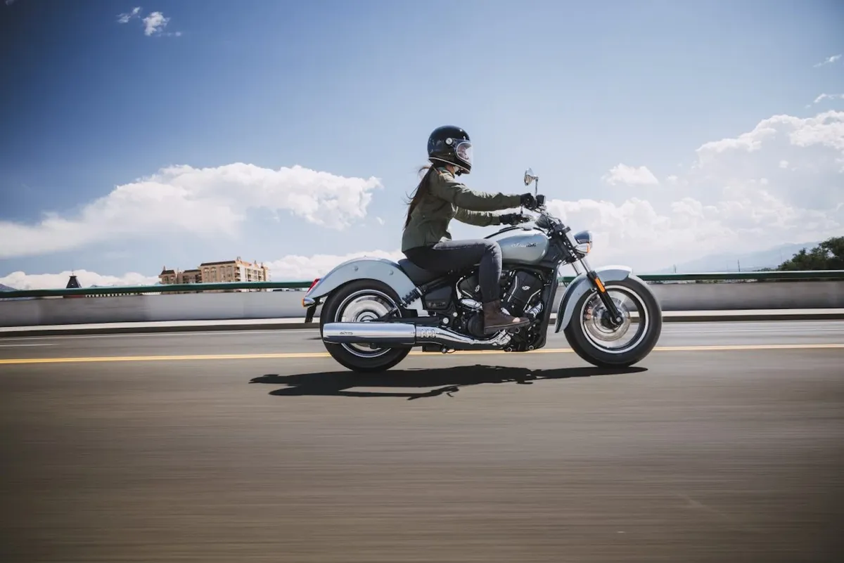 Линейка Indian Scout Sixty включена в программу значительных скидок — фото 3