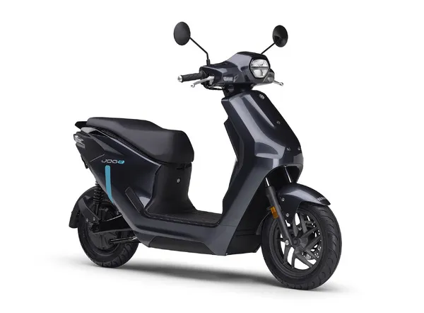 Электрический скутер Yamaha JOG E поступит в продажу по всей Японии: цена за сам скутер составит около 160 000 иен