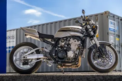 BVL Garage переосмыслила Triumph Scrambler 900 как приключенческий байк в стиле VMX 1980-х годов