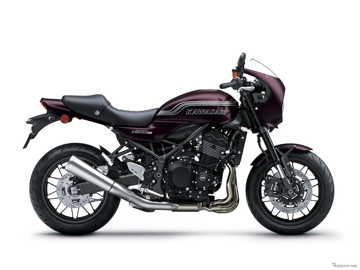 Kawasaki представила модель 2027 года Z900RS CAFE в цвете Candy Tone Red по цене 1,54 млн иен