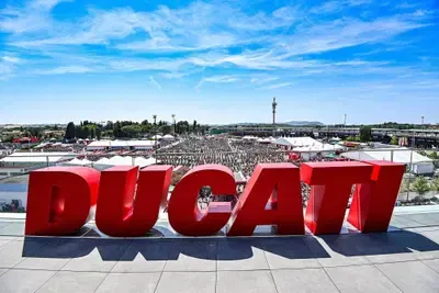 Ducati: 100 лет, превращающихся в золото — коллекция Italpreziosi к столетию бренда — фото 4
