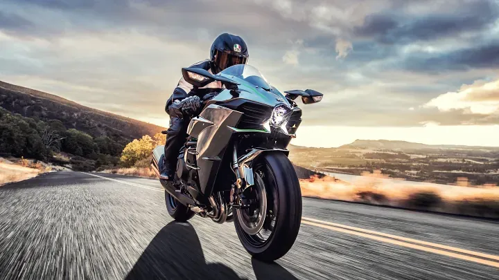 Новая, менее мощная Kawasaki Ninja H2 выйдет в 2027 году