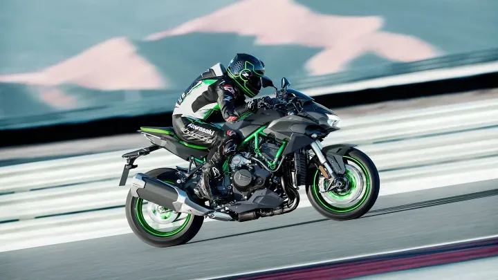Новая, менее мощная Kawasaki Ninja H2 выйдет в 2027 году — фото 3