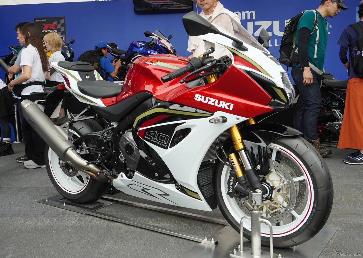 «Suzuki возвращается!» Новый суперспорт GSX-R1000R представлен на гонке Suzuka 8 Hours: реакция в соцсетях