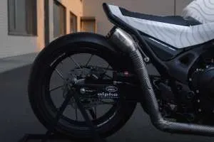 Urban Tracker от Motocrew на базе Honda CB750