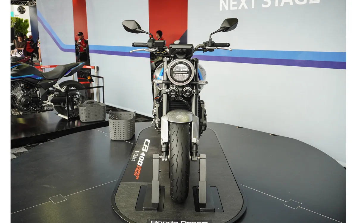 Будет ли цена ниже 1 миллиона иен? Новый CB400 Super Four: Honda готовит настоящий сюрприз на гонке Suzuka 8 Hours! — фото 3