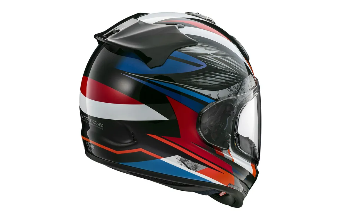 Arai Helmets выпускает TX Strada Tyranno: дизайн, выражающий дух райдера, идущего своим путем