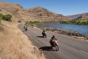 В Марне, штат Айова, открылся флагманский дилерский центр Royal Enfield (но где именно???) — фото 4