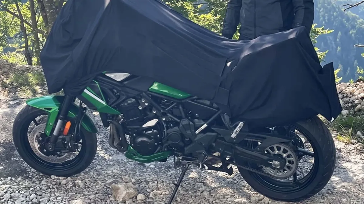 Kawasaki Versys 900 замечен на испытаниях. Новый мотоцикл Team Green на подходе — фото 4