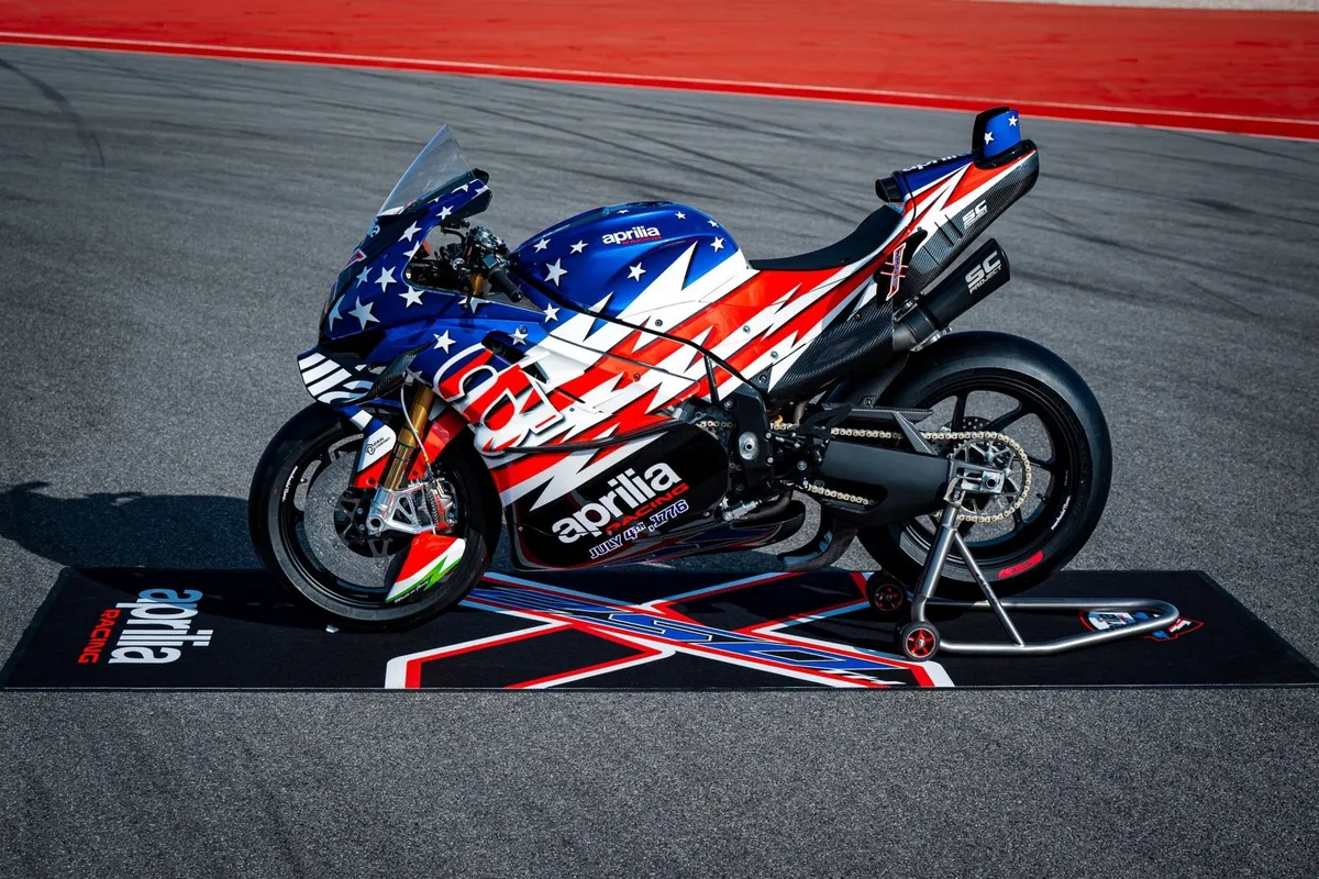 Aprilia X 250TH: 240 л.с., тормоза MotoGP и всего 30 экземпляров — фото 2