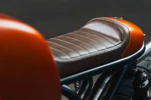 Orange Rush: кастом BMW R100/7 от Caffeine Custom — фото 4