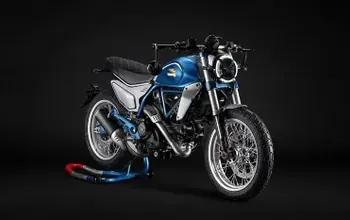 Технологии флагмана по доступной цене: Yamaha R7 получает электронику от супербайка R1 — фото 3