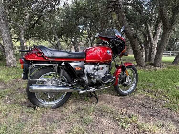 1977 BMW R100S: Конец эры превосходства оппозитных супербайков