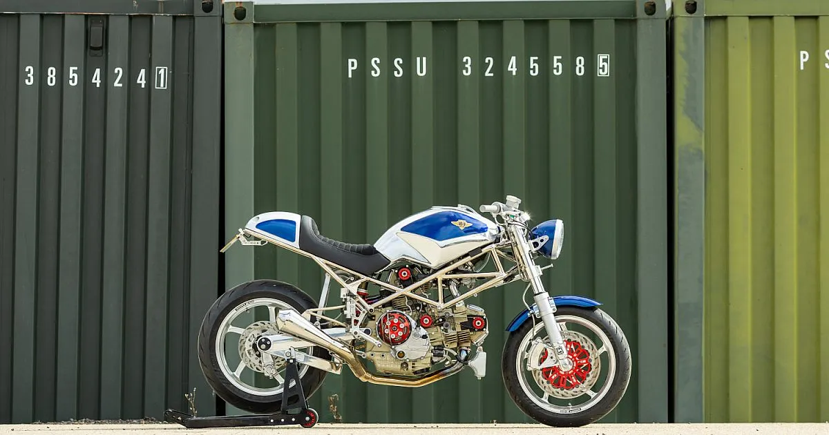 Ducati Monster 900S от Dirty Dick's Motos