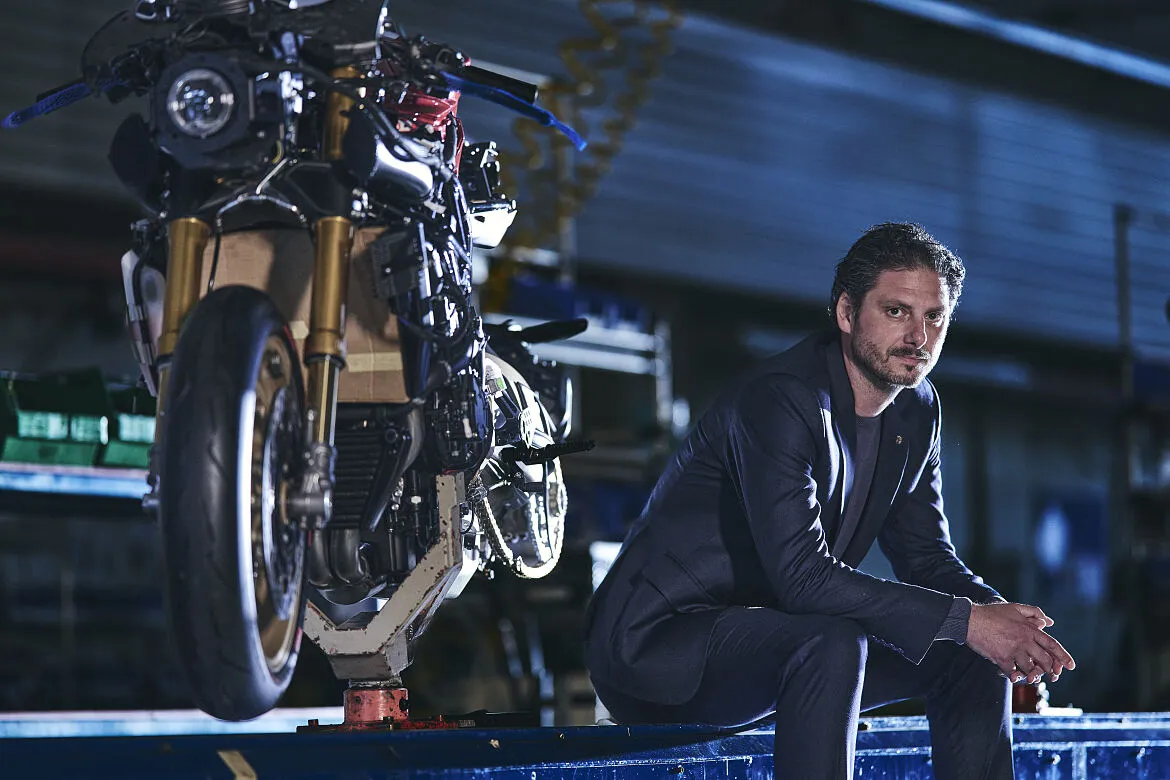 MV Agusta приостанавливает производство мотоциклов на фоне срыва сделки с CFMoto — фото 3