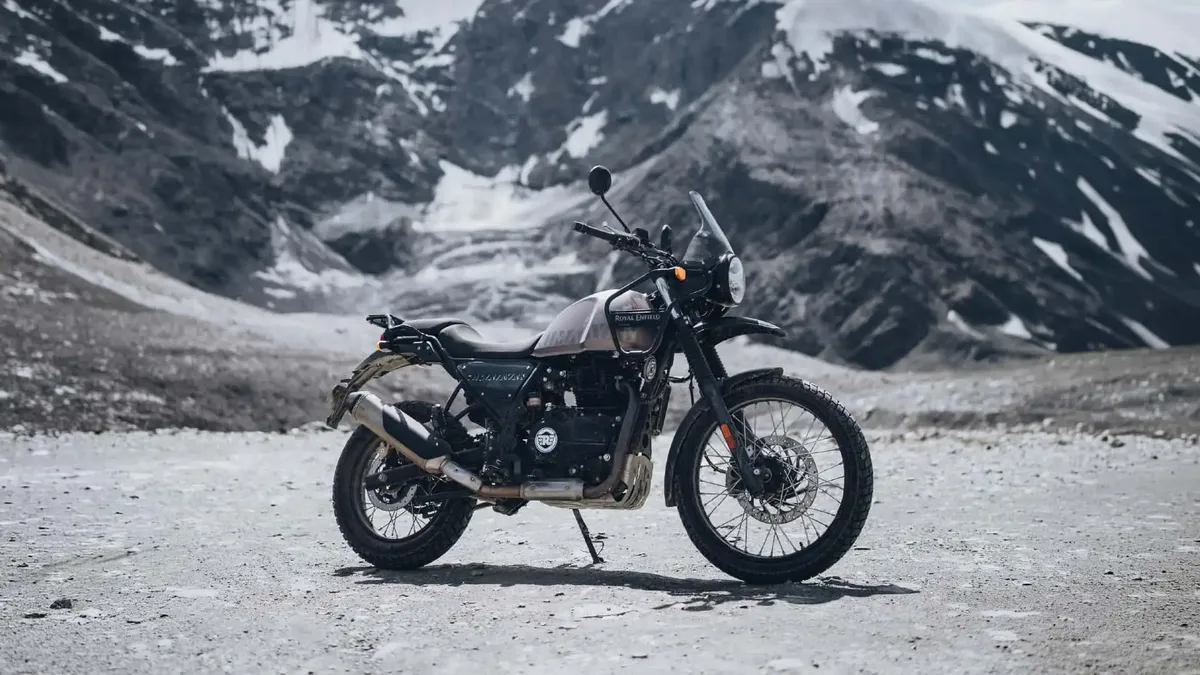 Royal Enfield вернула старый Himalayan: новая модель 440 дополнит современный 450