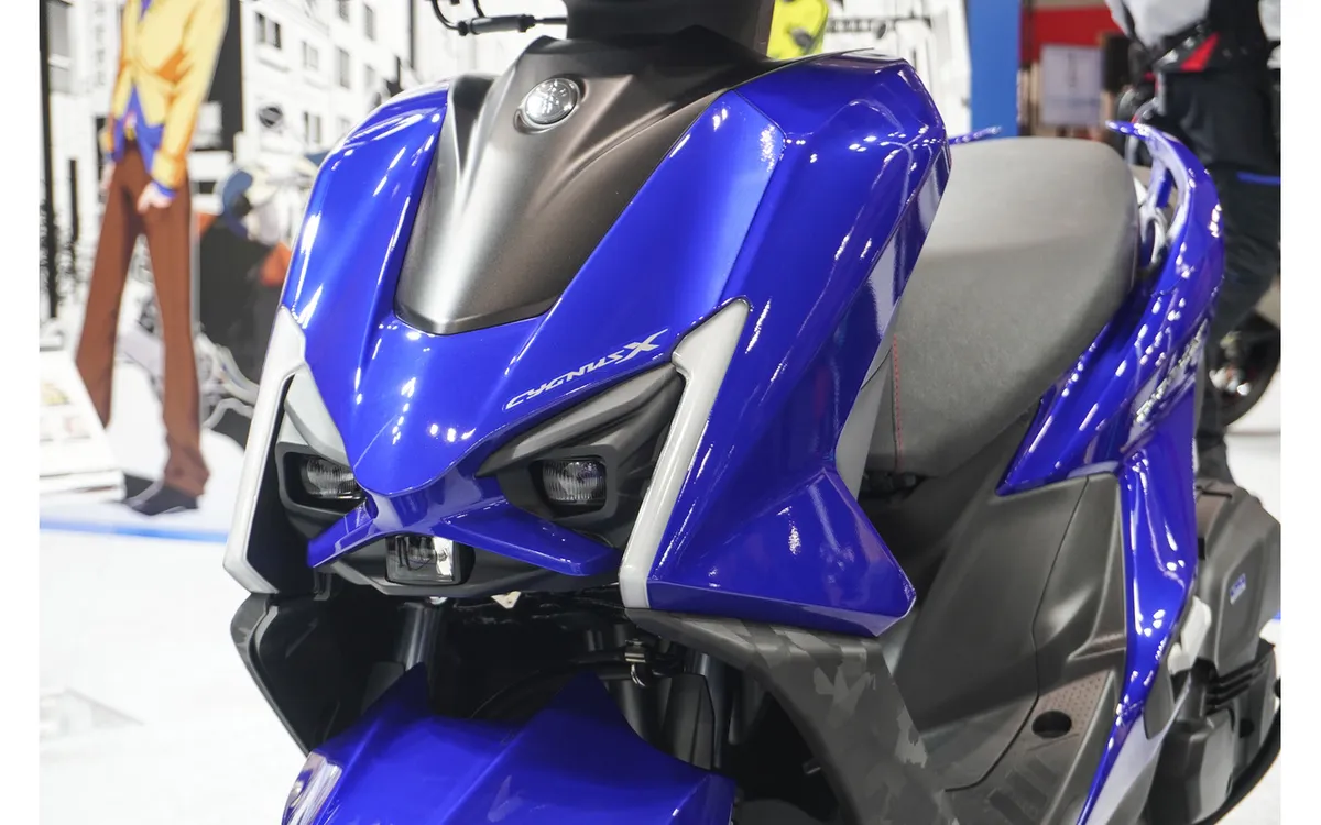 Новый Yamaha Sigmas X с дизайном «молния» представлен в Японии: продажи начнутся летом 2026 года — фото 2