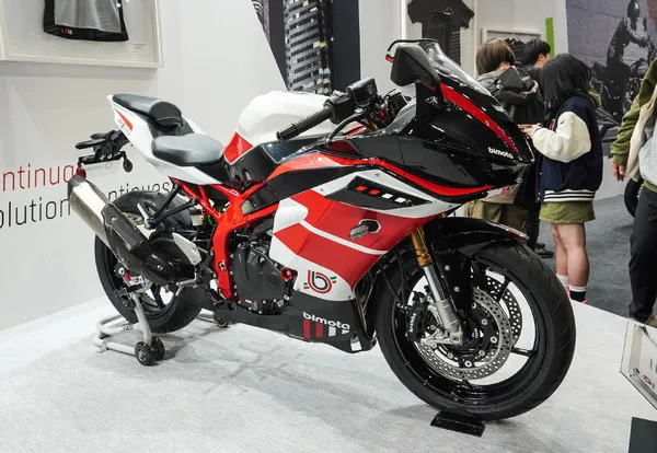Bimota KB399 с 4-цилиндровым двигателем Kawasaki объёмом 400 куб. см выйдет в Японии весной 2027 года
