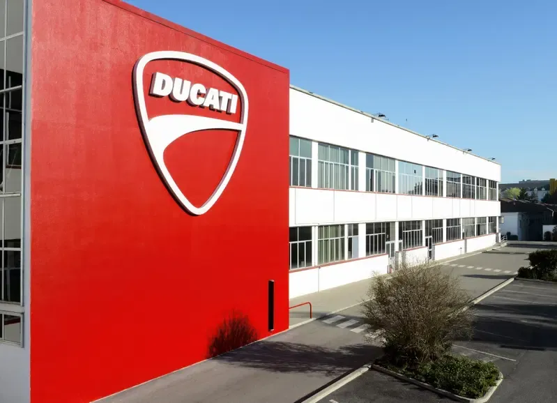 Ducati: встреча с Volkswagen, готовность Урсо применить «золотую силу», но что это такое? — фото 2