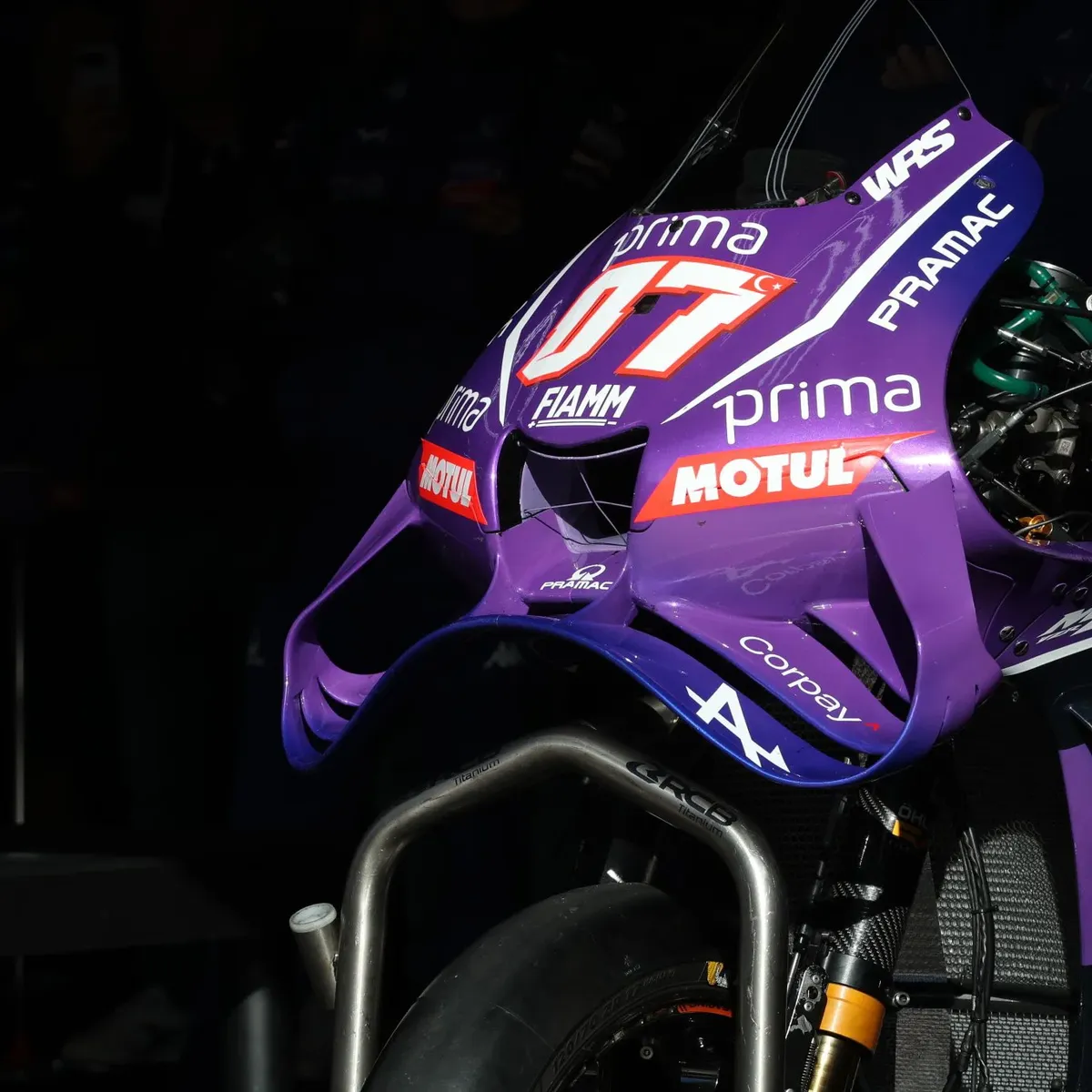 CFMoto показала V4 SR-RR на треке: продолжается разработка прототипа со скоростью 315 км/ч — фото 3