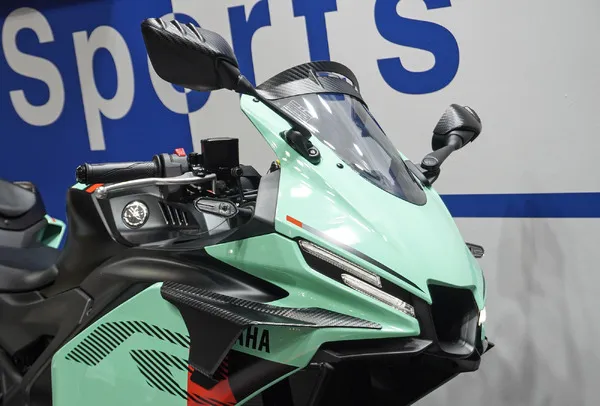 Yamaha WISE GEAR выпустила аксессуары с карбоновым дизайном для YZF-R3 и YZF-R25