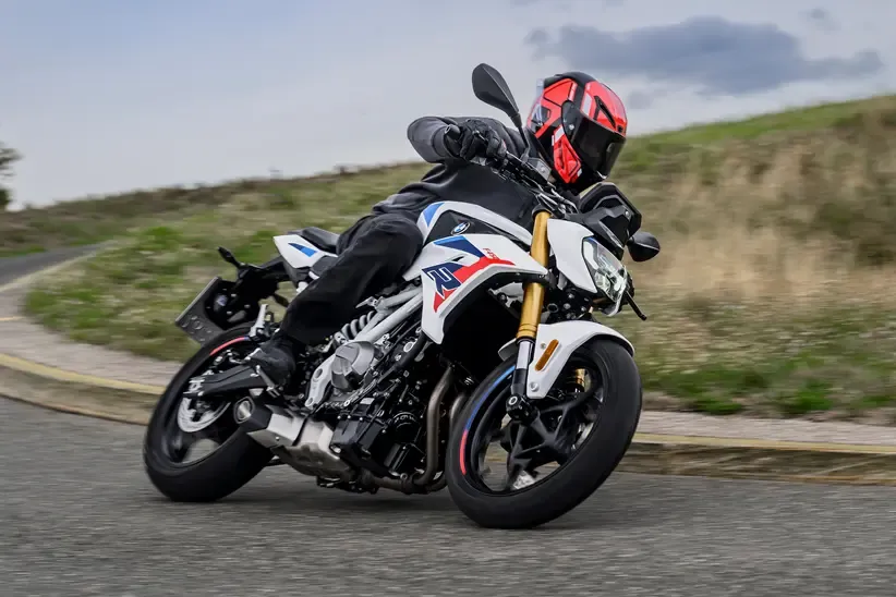 Новый BMW F450R: гоночный внедорожник A2 с дизайном, вдохновленным S1000R — фото 2