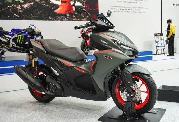 Yamaha представила новый скутер AEROX 155cc на мотор-шоу в Токио и Осаке — фото 4