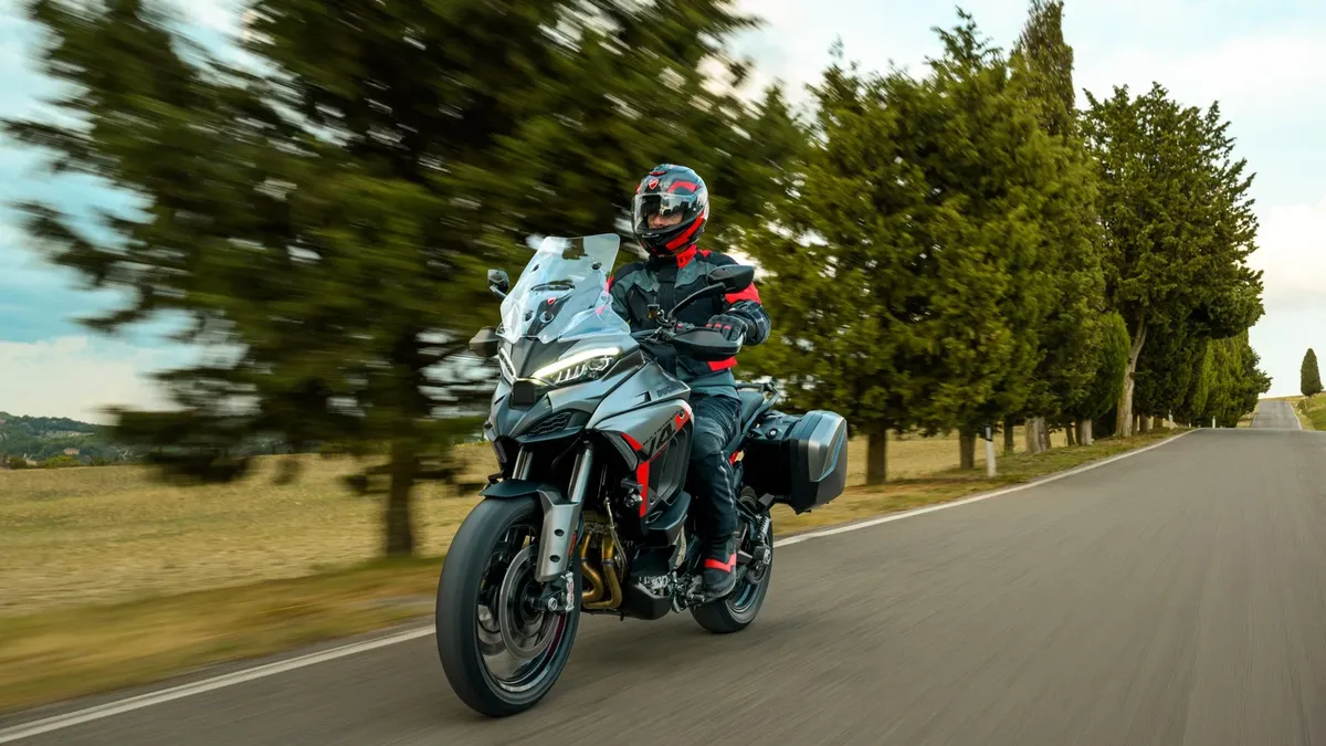 Ducati Multistrada V4 S Grand Tour: заводская комплектация для дальних путешествий