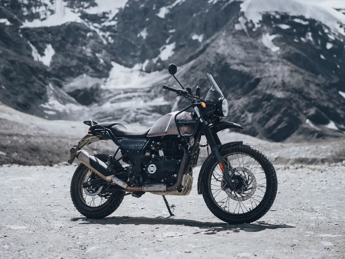 Royal Enfield приостановила прием заказов на популярный мотоцикл Himalayan 440 — фото 2