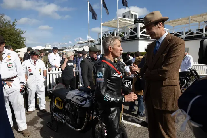 Norton Motorcycles возвращается на Goodwood Revival с историческим гоночным болидом — фото 4